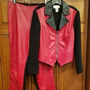 Beautiful Vintage Cache Leather Outfit - Size L